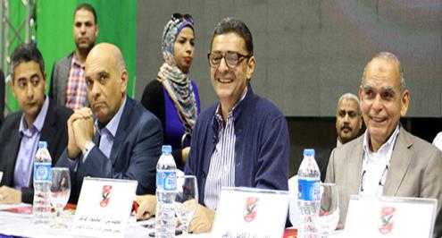 مدير فرع الجزيرة يرد على عدلي القيعي: لم أسبك.. وإنجازات طاهر تتحدث عن نفسها